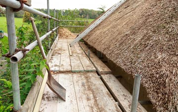 advantages of Tyn Y Bryn thatch roofing